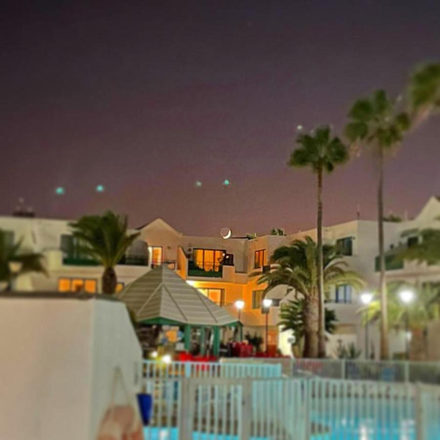 Luxury Beach Front Apartmentos Tahiche Costa Teguise Buitenkant foto
